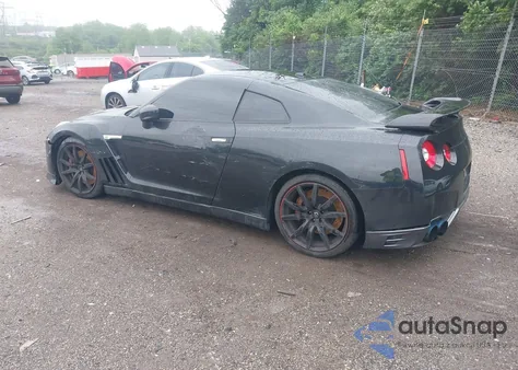 2013 Nissan Gt-R Premium из США, поврежденный, VIN JN1AR5EF5DM260819